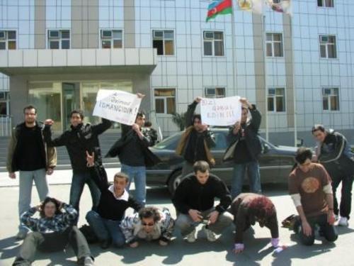 Action in support of expelled student. Source: photo of CK correspondent