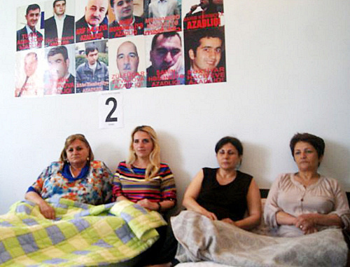 Participants of the hunger strike at the headquarters of the "Musavat" Party, Baku, Azerbaijan, May 16, 2012. Photo by Azadliq Radiosu (RFE/RL), www.radioazadlyg.org Participants of the hunger strike at the headquarters of the "Musavat" Party, Baku, Azerbaijan, May 16, 2012. Photo by Azadliq Radiosu (RFE/RL), www.radioazadlyg.org
