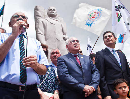 Festive rally of Azerbaijani oppositional forces on the occasion of the Republic Day. In the first row from left to right: Ragim Gadjiev, Editor of "Azadlyg"; Ali Kerimli, the leader of the Popular Front Party of Azerbaijan (PFPA); Isa Gambar, the leader of the "Musavat" Party, Baku, Novkhany Township, May 28, 2012. Photo by Aziz Karimov for the "Caucasian Knot"