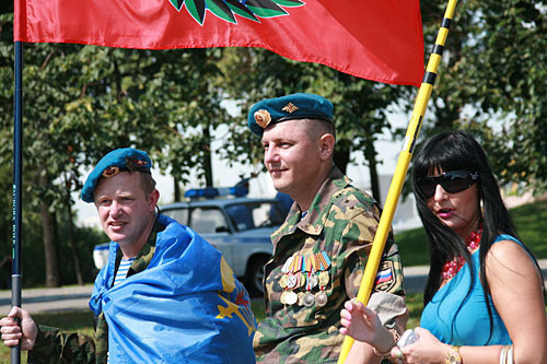 Celebration of Airborne-landing forces (VDV) Day in Russia. Photo by www.bbratstvo.com