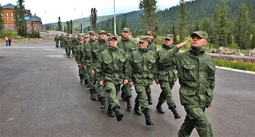 Soldiers in the service. Photo by Vladislav Belogrud, http://мультимедиа.минобороны.рф/multimedia/photo/gallery.htm?id=17581@cmsPhotoGallery