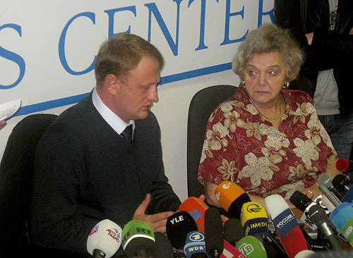 Aleksey Dymovskiy meets with journalists. Press-conference in Moscow, Independent press centre, November 10, 2009. Photo by the "Caucasian Knot"