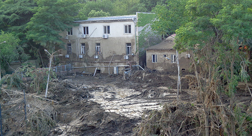 Svanidze street after flooding. Photo by Inna Kukudzhanova for the ‘Caucasian Knot’. 