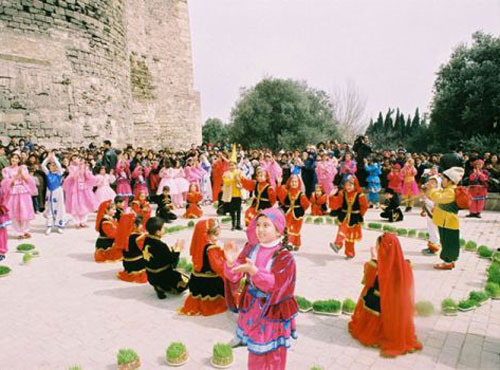 Celebration of Novruz Bairam in Azerbaijan. Photo by www.ksam.org