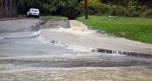 Flooding in Sochi, November 11, 2015. Photo by Svetlana Kravchenko for the ‘Caucasian Knot’. 