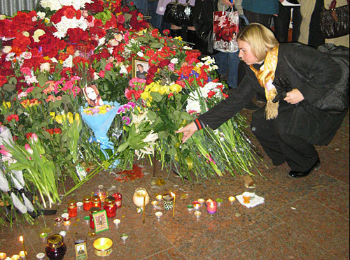 Moscow, downstairs at Lubyanka metro station, evening March 30, 2010. Photo by the "Caucasian Knot"