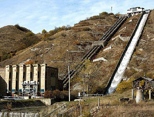 Baksan Hydraulic Power Plant (HPP). Photo by: © Branch of the Open Joint-Stock Company (OJSC) "RusHydro" – "Kabardino-Balkarian Branch"/www.kbf.rushydro.ru