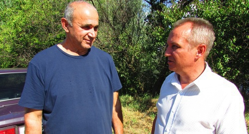 German Shakhabov and Igor Morozov, the participants of the primaries in the Kletskaya rural settlement. Photo by Vyacheslav Yaschenko for the "Caucasian Knot"