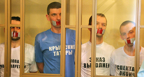 The defendants in the "Hizb ut-Tahrir" case - Ruslan Zeitullaev, Ferat Seifullaev, Rustem Vaitov and Nuri Primov - during the verdict announcement. September 7, 2016. Photo by Konstantin Volgin for the "Caucasian Knot"