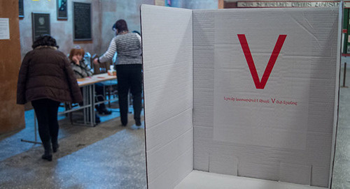 At a polling station in Armenia. Photo: Sputnik/ Asatur Yesayants
http://ru.armeniasputnik.am/exclusive/20160918/4921575/vibori-OMS-Armenia.html