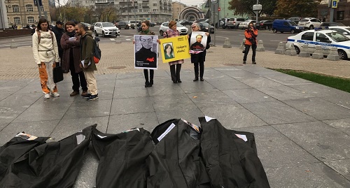 The action in memory of Anna Politkovskaya in Lermontov Square in Moscow, October 7, 2016. Photo: Anna Kirey