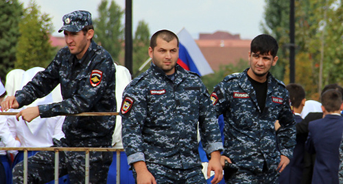 Law enforcers in Grozny. Photo by Magomed Magomedov for the 'Caucasian Knot'. 