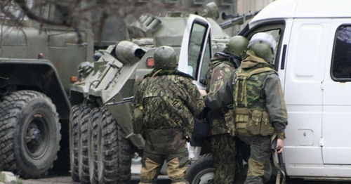 Law enforcers. Photo: http://www.riadagestan.ru/