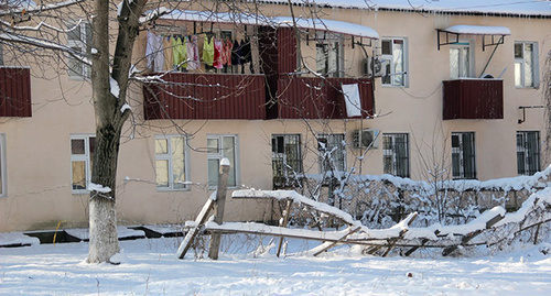 Apartment building in Grozny. Photo by Magomed Magomedov for the 'Caucasian Knot'. 