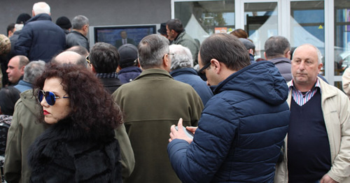 Participants of protest action in the yard of 'Rustavi-2' TV company, Tbilisi, March 3, 2017. Photo by Inna Kukudzhanova for the 'Caucasian Knot'. 