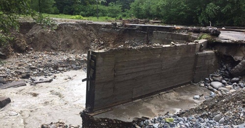 Bridge in North Ossetia destroyed by flooding after heavy rains in June 2017. Photo: Dzerassa Biazarti, http://sputnik-ossetia.ru/North_Ossetia/20170621/4351156.html