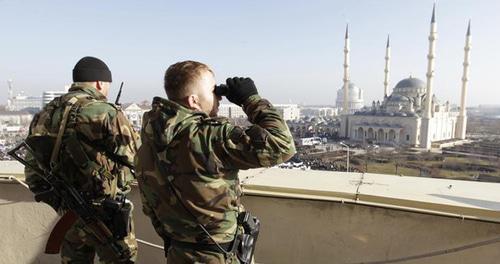 Law enforcers. Grozny, Chechnya. Photo: REUTERS/Eduard Korniyenko