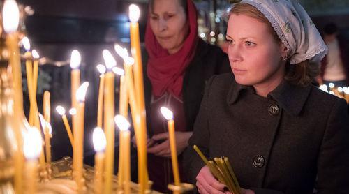 Believers from the church. Photo by Yelena Sineok, Yuga.ru