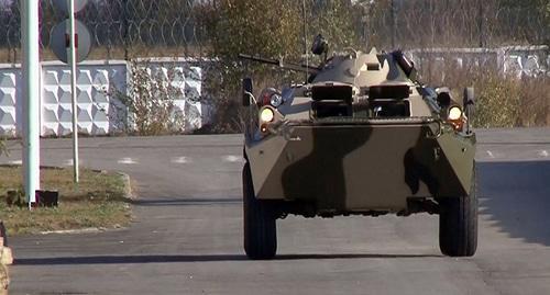 Military vehicles on the crossroad of streets during CTO. Photo http://nac.gov.ru/antiterroristicheskie-ucheniya/v-rostovskoy-oblasti-provedeny.html