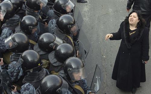 Dispersal of demonstrators in Yerevan in 2008. March 1, 2008. Photo: REUTERS/Hayk Badalyan/Photolure