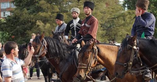 Participants of equestrian crossing. Photo: Ruslan Hakuy, https://www.facebook.com/ruslan.hakuy"