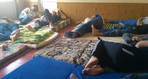 Participants of drivers' hunger strike in Makhachkala, April 21, 2018. Photo by Timur Isaev for the Caucasian Knot. 