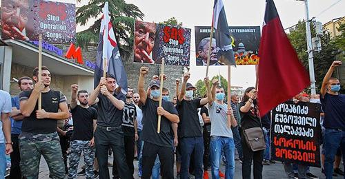 Activists of the "Georgian March" © Photo: Sputnik / STRINGER https://sputnik-georgia.ru/society/20180601/240722511/Policija-zaderzhala-chlenov-Gruzinskogo-marsha-v-centre-Tbilisi.html