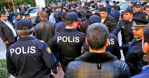 The police officers at the protest action in Azerbaijan. Photo by Aziz Karimov for the "Caucasian Knot"