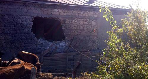 House in Şıxarx village, Terter Region of Azerbaijan, after shelling. Photo: http://mod.gov.az/index2.php?content=news%2F2016%2F20160424_fotoev