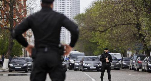 Law enforcers in Grozny. Photo: REUTERS/Maxim Shemetov