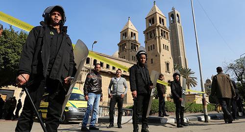 Policemen, Cairo. Photo: REUTERS/Mohamed Abd El Ghany