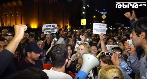 A rally of the opponents of Robert Kocharyan in Yerevan on May 25, 2019. Photo: screenshot of the video by the Tert.am channel https://www.youtube.com/watch?time_continue=5798&amp;v=0l9W8exH9xE 