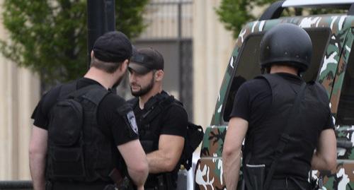 Law enforcers. Photo: REUTERS/Said Tsarnayev