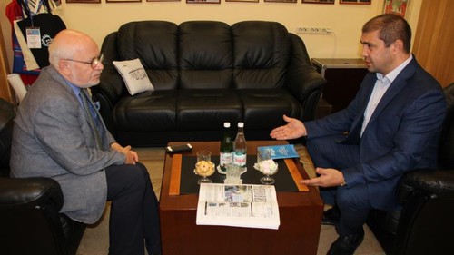 Mikhail Fedotov, the head of the Human Rights Council (HRC) under the Russian president, and Magdi Kamalov, the founder of the weekly newspaper "Chernovik" (Draft), at a meeting on July 5, 2019. Photo by the press service of the HRC http://president-sovet.ru/presscenter/news/read/5635/