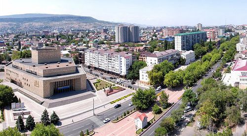 Makhachkala. Photo: Shamil Magomedov / Creative Commons Attribution-Share Alike 2.0 Generic https://commons.wikimedia.org/wiki/File:Capital_of_Dagestan.jpg?uselang=ru