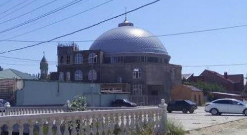 Mosque at the Hungarian Fighters street in Makhachkala. Photo by Patimat Makhmudova for the Caucasian Knot