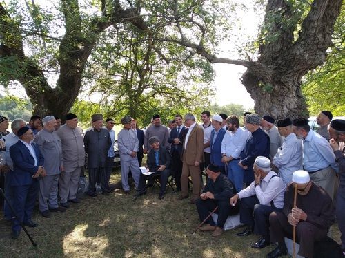 The advocates' meeting with the Ingush Council of Teips in the village of Nesterovskoye. Photo by Umar Yovloy for the "Caucasian Knot"