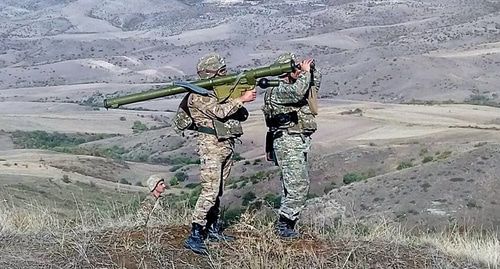 Armenian soldiers. Photo by the press service of the Ministry of Defence of Armenia http://www.mil.am/hy/news/6934