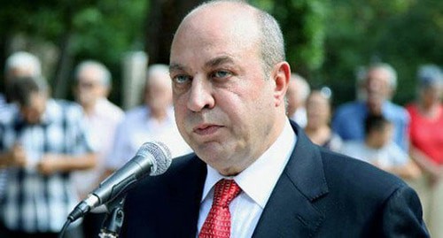 Eldar Gasanov. Photo: http://massa.az/news/az/13949/sgb-eldar-gasanov-zaderjan-podozrevaetsya-v-rastrate-byudjetnyh-sredstv Eldar Gasanov. Photo: http://massa.az/news/az/13949/sgb-eldar-gasanov-zaderjan-podozrevaetsya-v-rastrate-byudjetnyh-sredstv