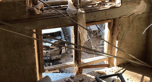 Building in Stepanakert destroyed as a result of shelling attack, October 19, 2020. Photo by Alvard Grigoryan for the Caucasian Knot