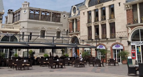 Café in Batumi. Photo by Nina Tumanova for the Caucasian Knot