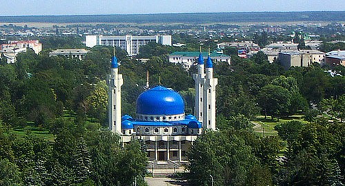 Cathedral Mosque in Maikop, Photo: Kesoff, http://ru.wikipedia.org