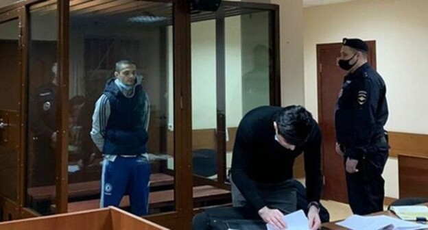 Said-Mukhammad Djumaev (on the right) in the courtroom. Photo by the press service of the Moscow Presnensky District Court