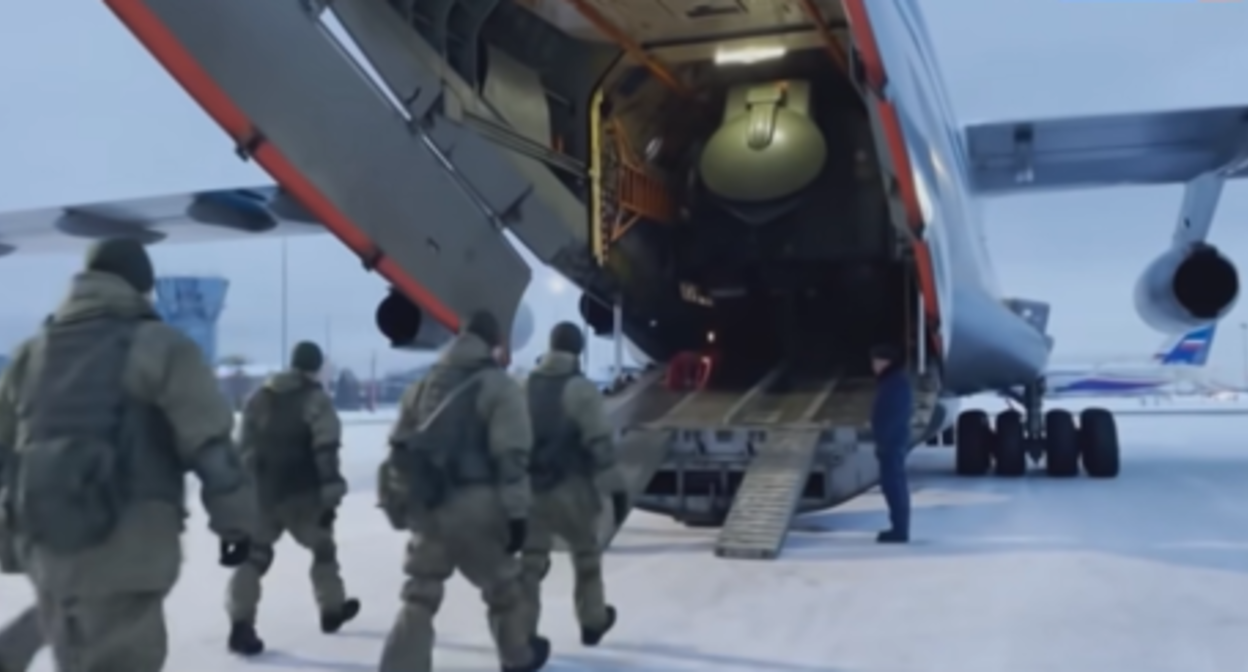 Departure of military aircraft to Kazakhstan. Screenshot: https://www.youtube.com/watch?v=NX9PKeQvNQo