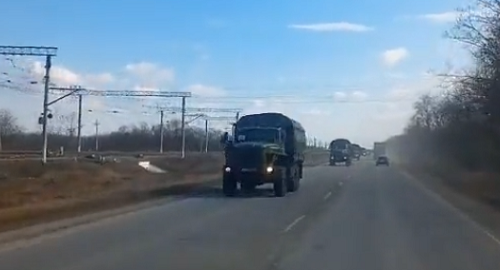 Armored vehicles of the Sever regiment. Screenshot: twitter.com/GirkinGirkin/status/1488749359911079941