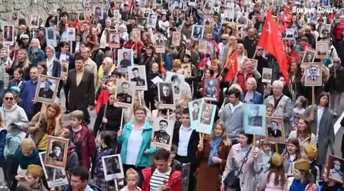 "Immortal Regiment" action in Sochi, May 9, 2022. Image made from video posted by ‘Vokrug Sochi YouTube Channel