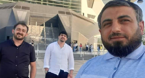 Employees of the ‘New Life’ rehab. Photo: https://1news.az/news/20220706065414373-V-Baku-arestovany-5-sotrudnikov-reabilitatsionnogo-tsentra-New-Life-istyazavshie-patsientov-FOTO Employees of the ‘New Life’ rehab. Photo: https://1news.az/news/20220706065414373-V-Baku-arestovany-5-sotrudnikov-reabilitatsionnogo-tsentra-New-Life-istyazavshie-patsientov-FOTO