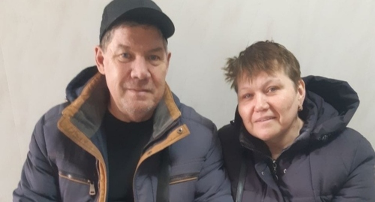 Yuri Shevtsov and Galina Shevtsova in the corridor of the Lenin District Court in Astrakhan. Photo courtesy of Vasily Shevtsov for the "Caucasian Knot"