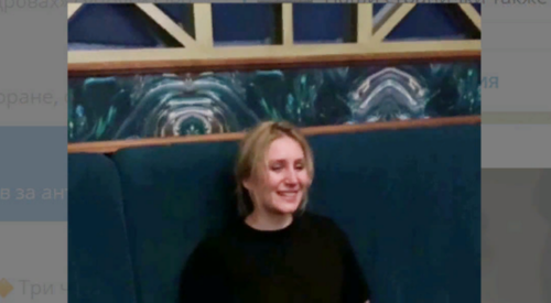 Screenshot of a video with Olesya Ovchinnikova talking to a law enforcer in a restaurant, posted on the Telegram channel "Goryachiy Klyuch" https://t.me/gk_news1/15411 Screenshot of a video with Olesya Ovchinnikova talking to a law enforcer in a restaurant, posted on the Telegram channel "Goryachiy Klyuch" https://t.me/gk_news1/15411