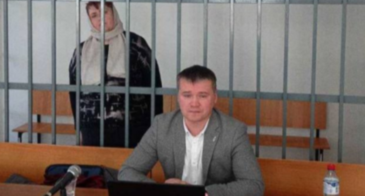 Alexander Savin at Zarema Musaeva's trial. Screenshot of the photo from the Telegram channel of the "Team against Torture" (included into the register of the foreign agents), published on October 19, 2023 https://t.me/no_torture/2915